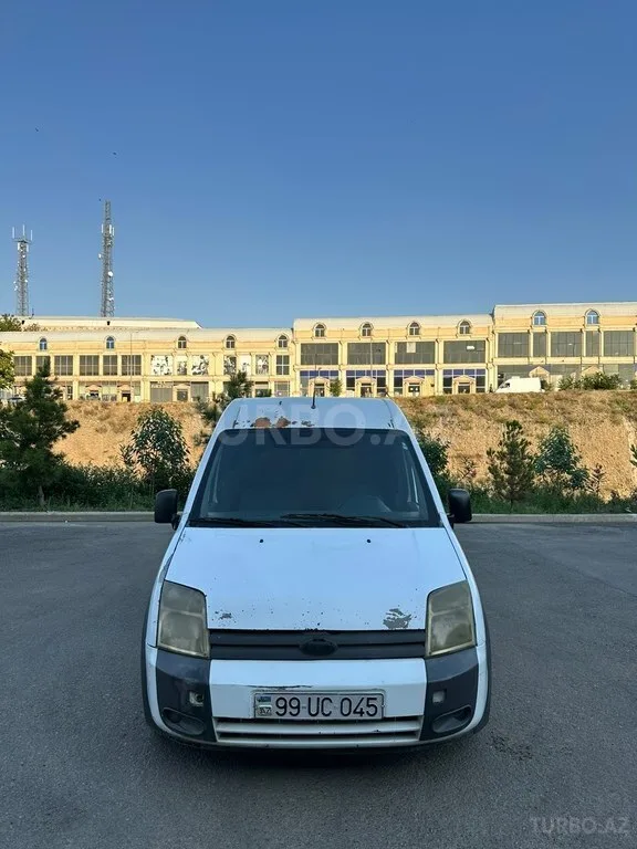 Ford Tourneo Connect — фото 1/4