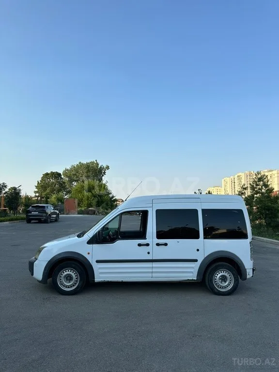 Ford Tourneo Connect — фото 3/4