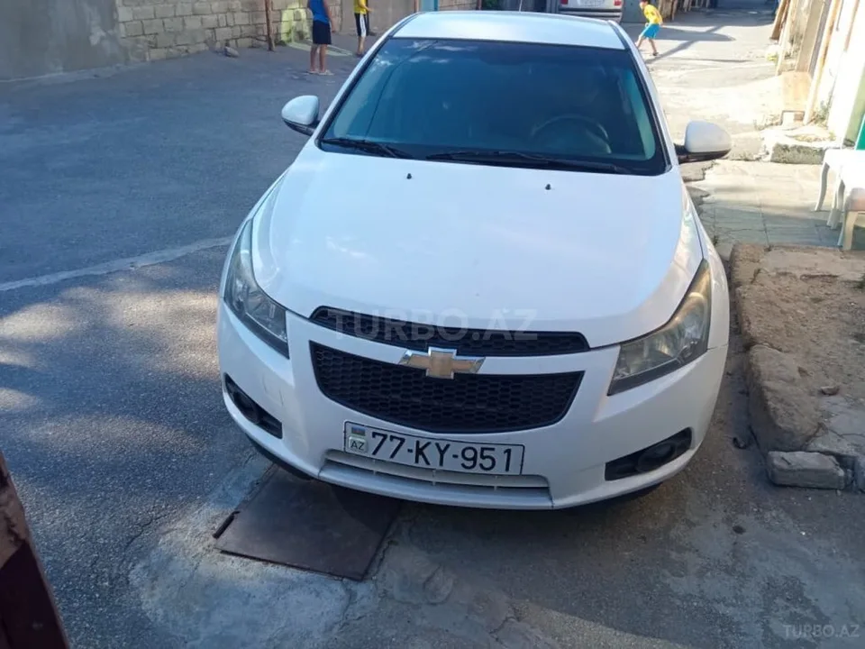 Chevrolet Cruze — foto 1/4