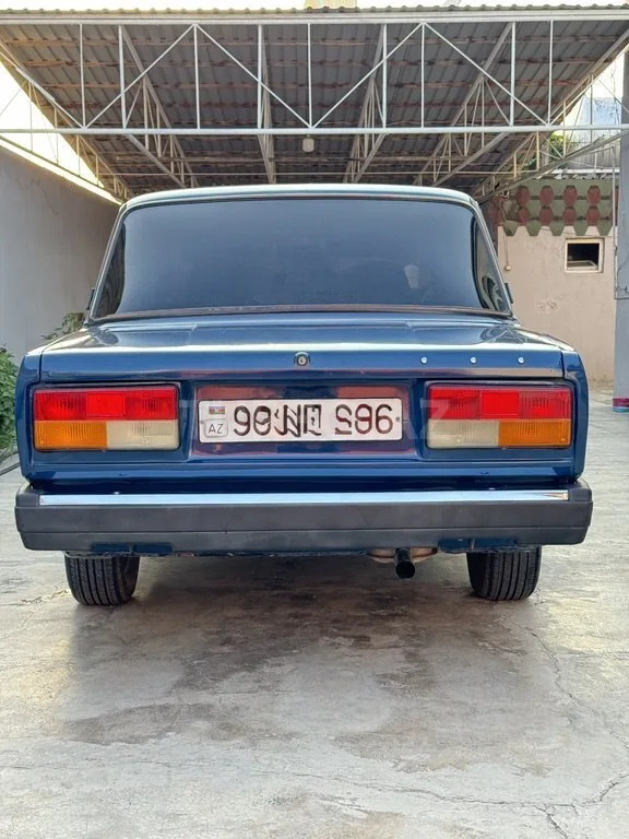 LADA (VAZ) 2107 — foto 2/4