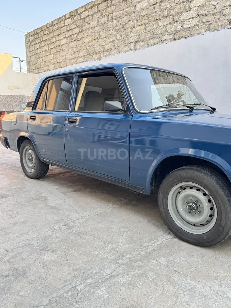 LADA (VAZ) 2107 — foto 4/4
