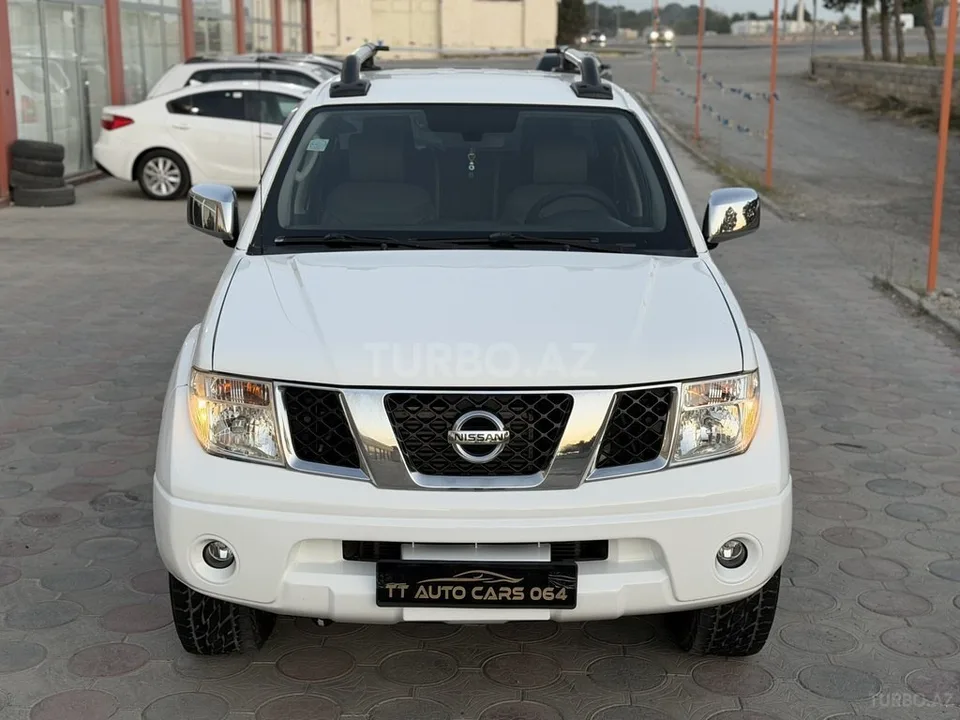 Nissan Navara — фото 3/4