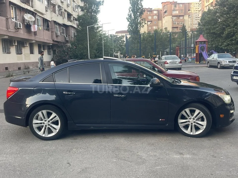 Chevrolet Cruze — foto 4/4