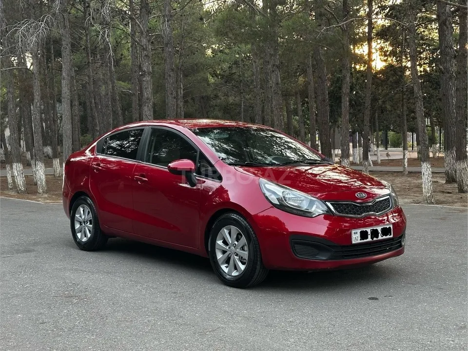 Kia Rio — фото 2/4