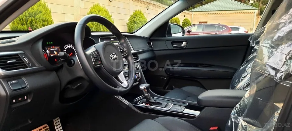 Kia Optima — фото 2/4