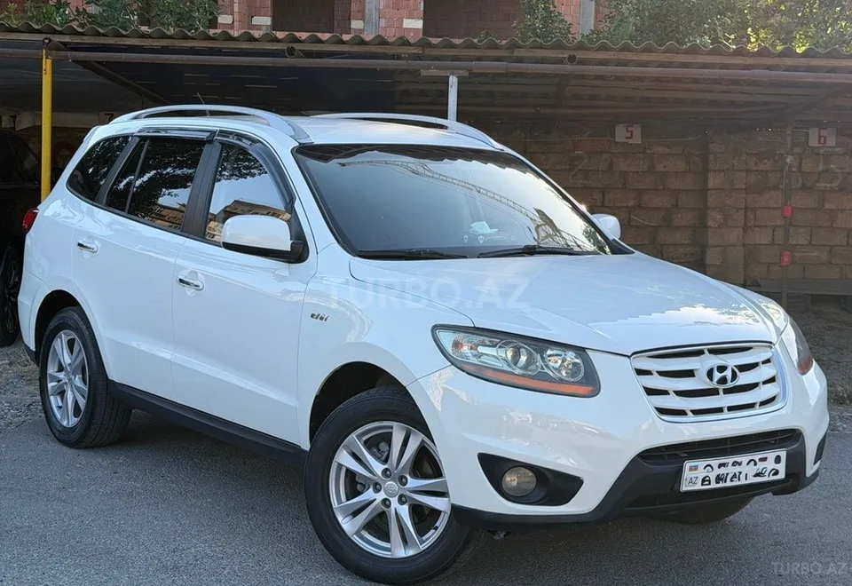 Hyundai Santa Fe — фото 2/4