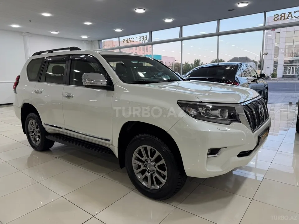 Toyota Land Cruiser Prado — фото 4/4