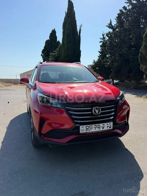 Changan CS 15 — foto 2/4