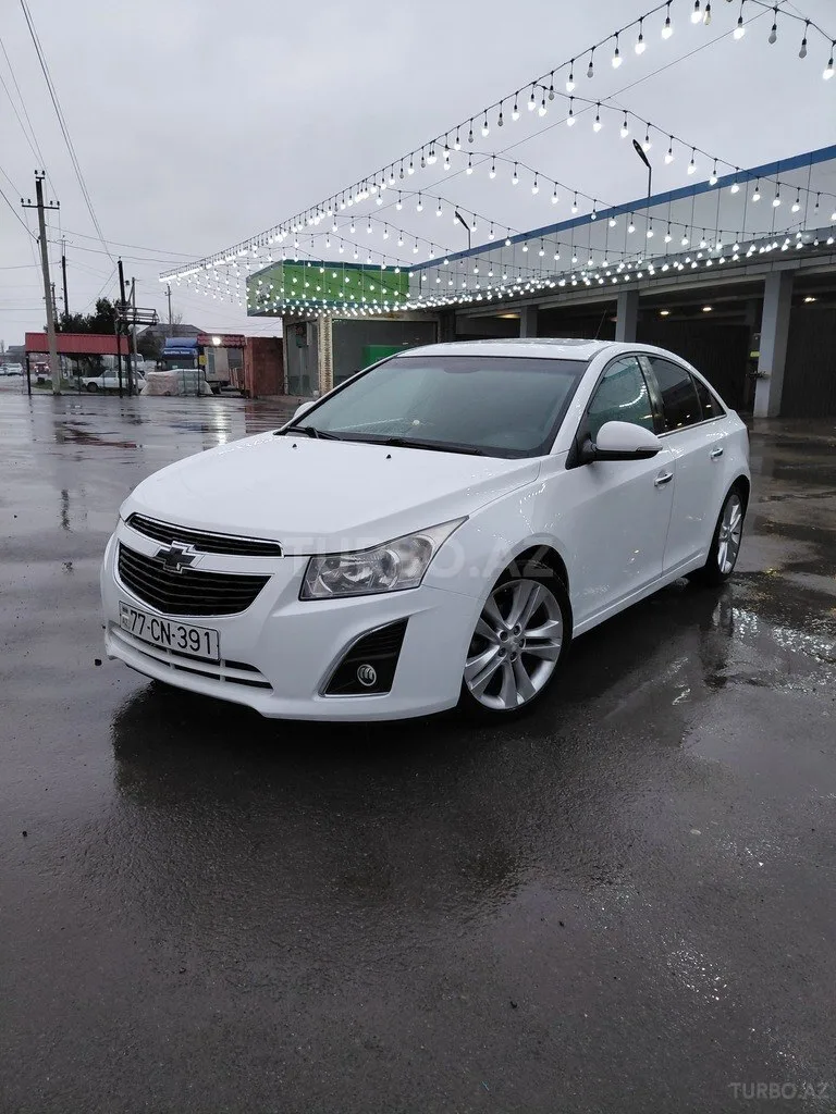 Chevrolet Cruze — фото 1/4