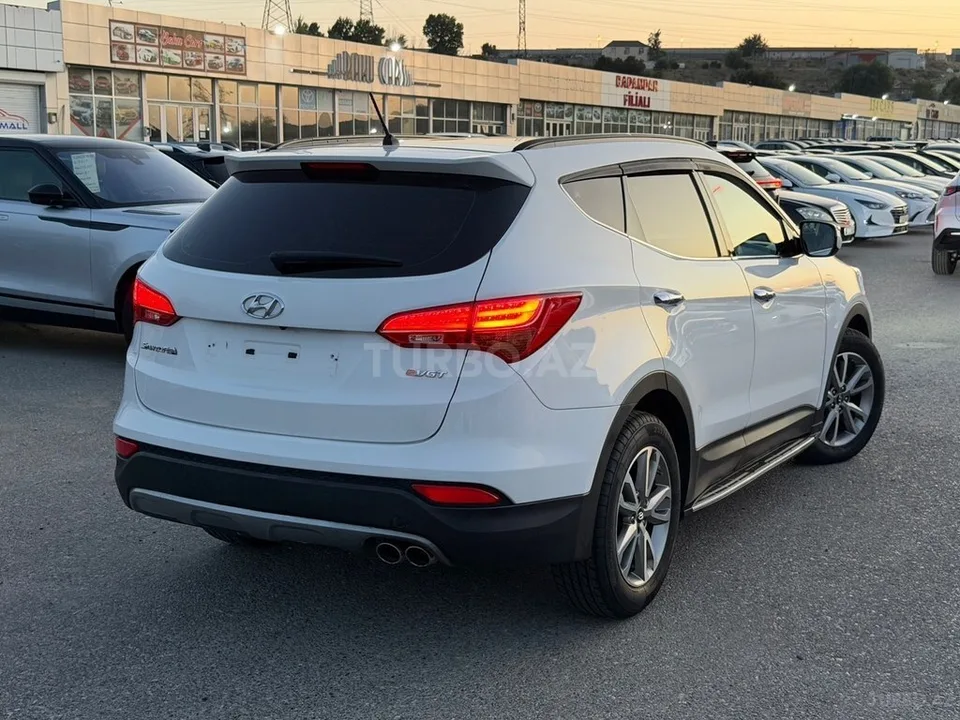 Hyundai Santa Fe — фото 4/4
