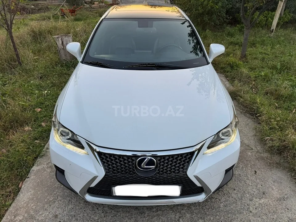 Lexus CT 200h — фото 2/4
