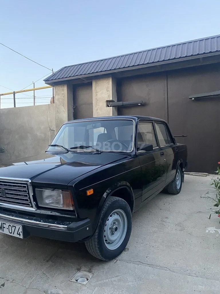LADA (VAZ) 2107 — foto 3/4