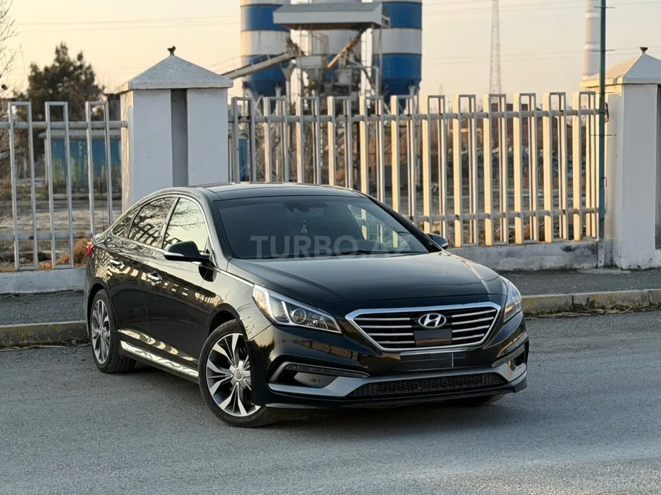 Hyundai Sonata — foto 1/4