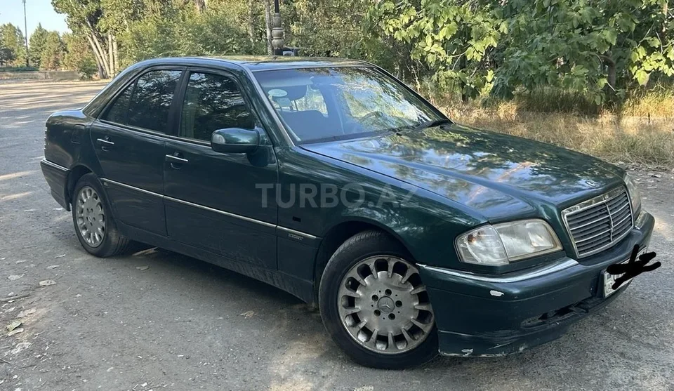 Mercedes C 230 — фото 4/4