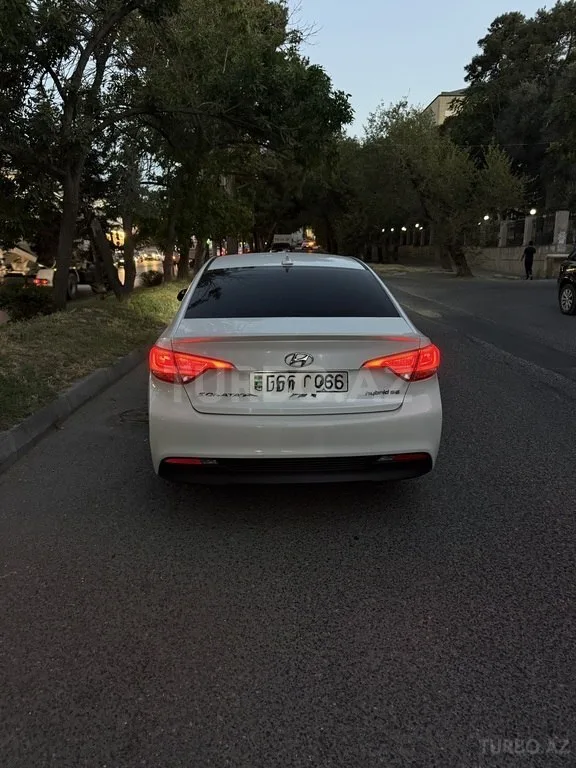 Hyundai Sonata — фото 4/4