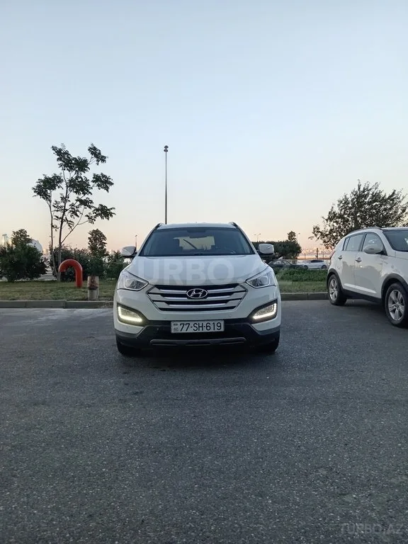 Hyundai Santa Fe — фото 1/4
