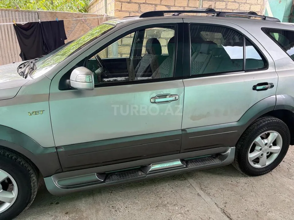Kia Sorento — фото 2/4