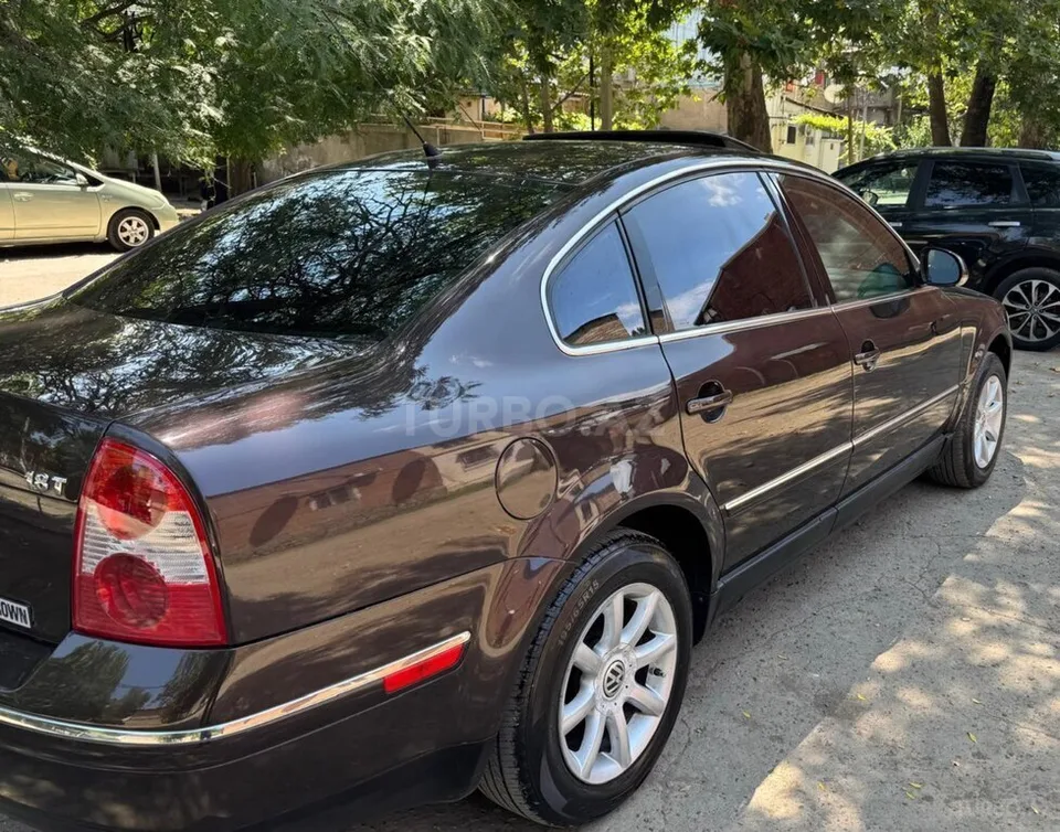 Volkswagen Passat — фото 2/4