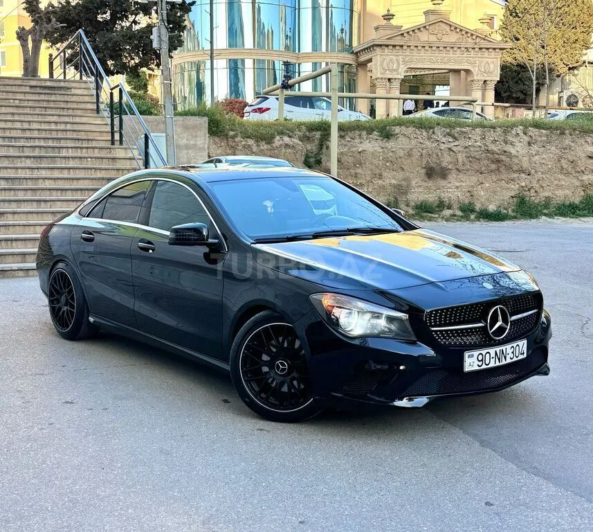 Mercedes CLA 250 — фото 1/4