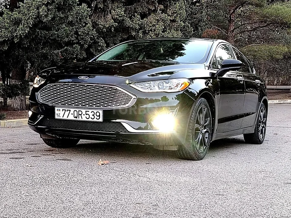 Ford Fusion (North America) — фото 1/4