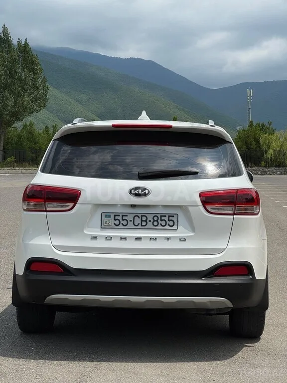 Kia Sorento — foto 4/4
