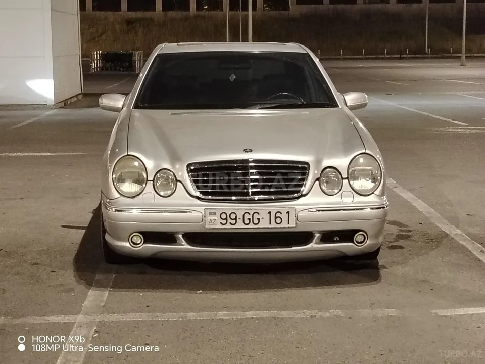 Mercedes E 430 — фото 1/4
