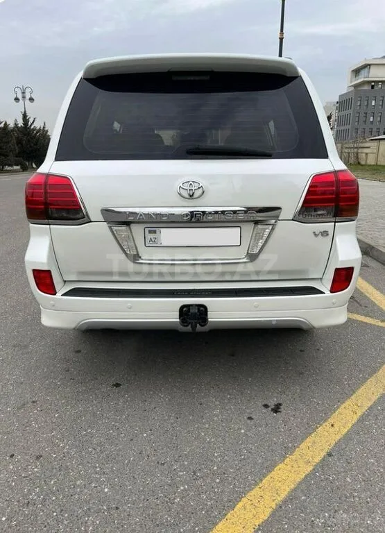 Toyota Land Cruiser — foto 2/4