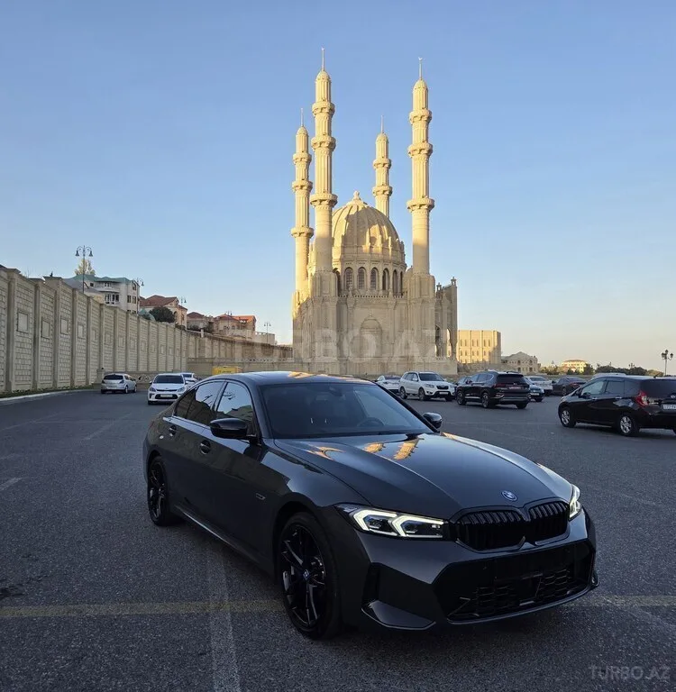 BMW 330e — foto 3/4
