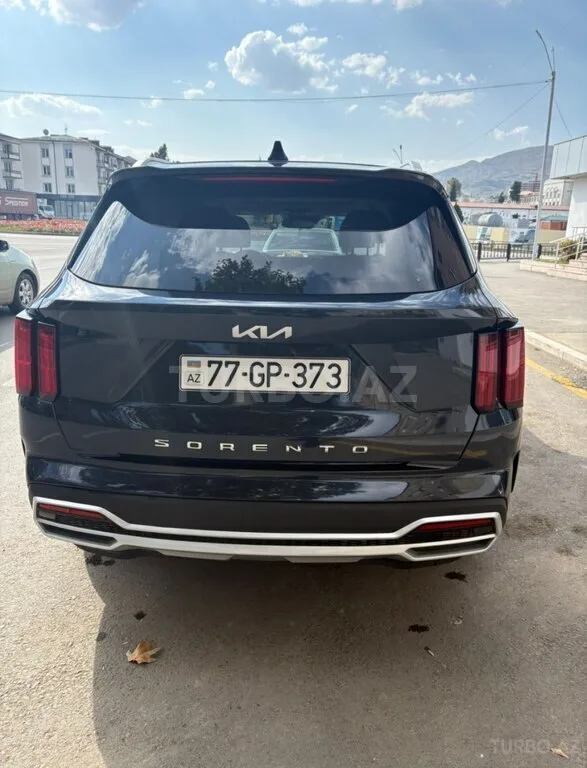 Kia Sorento — фото 2/4