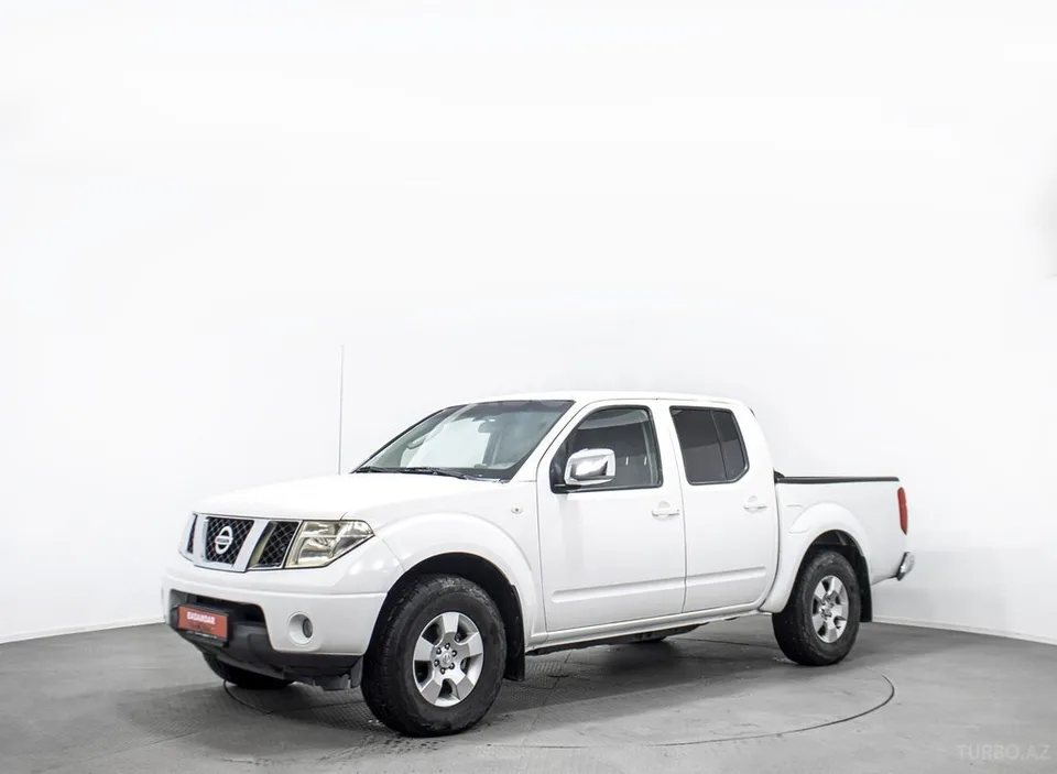Nissan Navara — фото 1/4