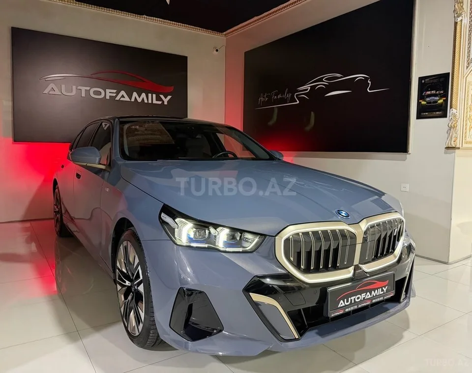 BMW i5 — фото 3/4