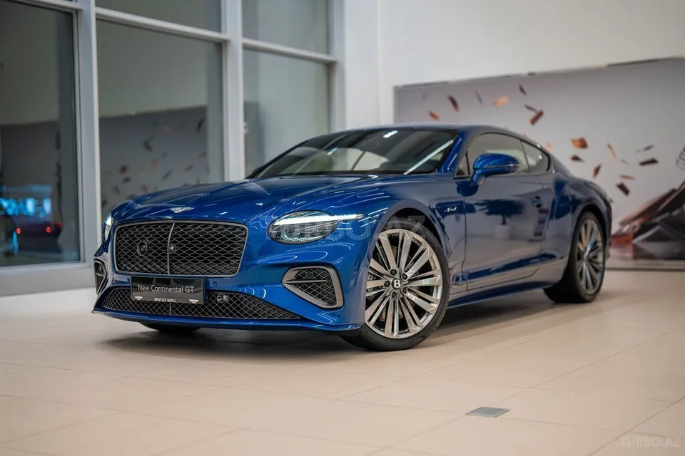 Bentley Continental GT — фото 1/4